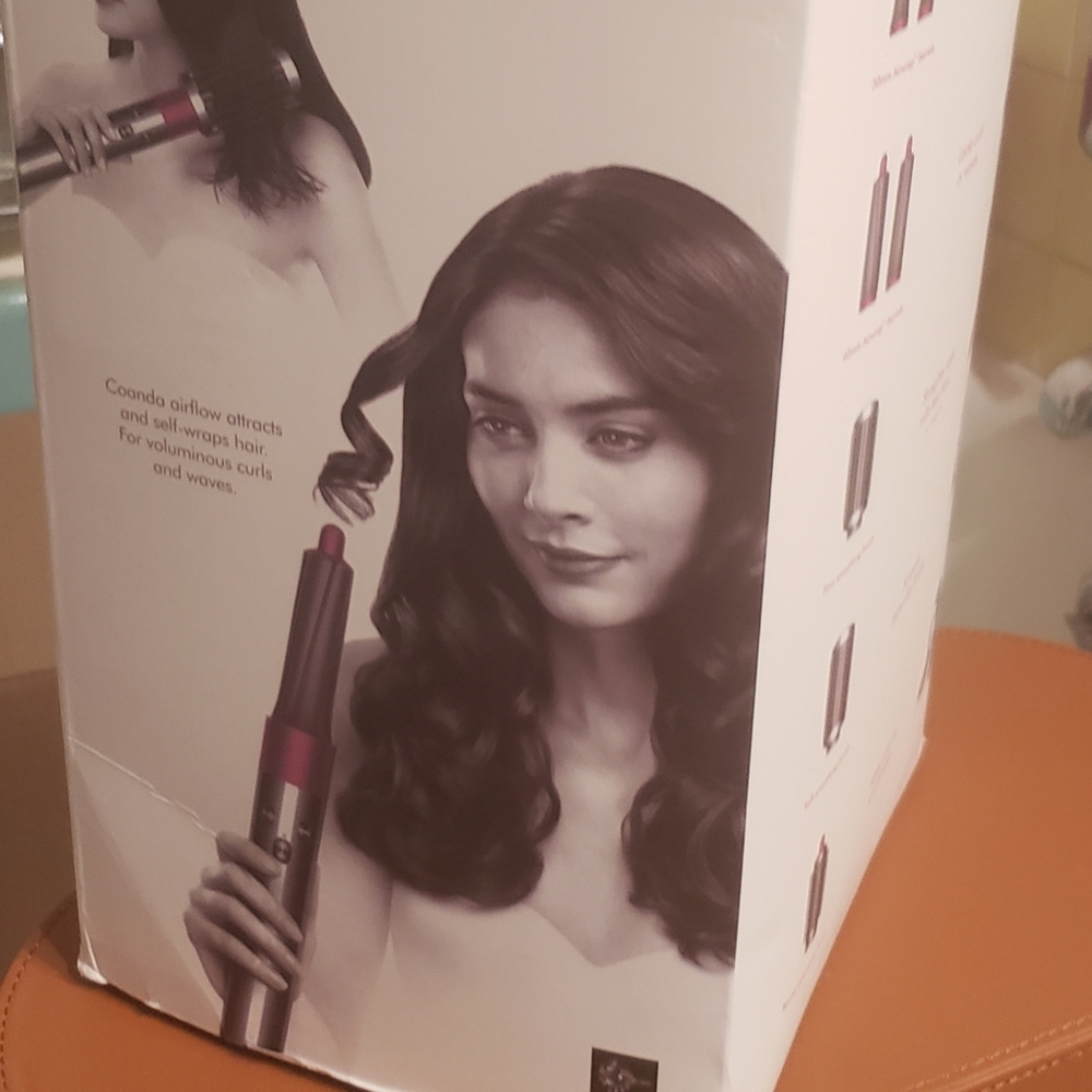 Dyson airwrap